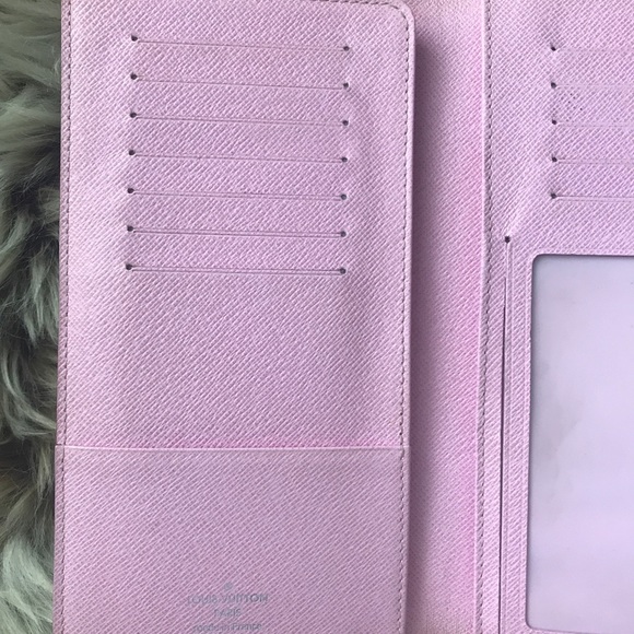 authentic LV multi colour Eugenie wallet - Picture 4 of 9